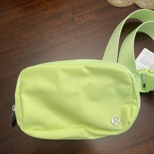 Lululemon Everywhere Belt Bag